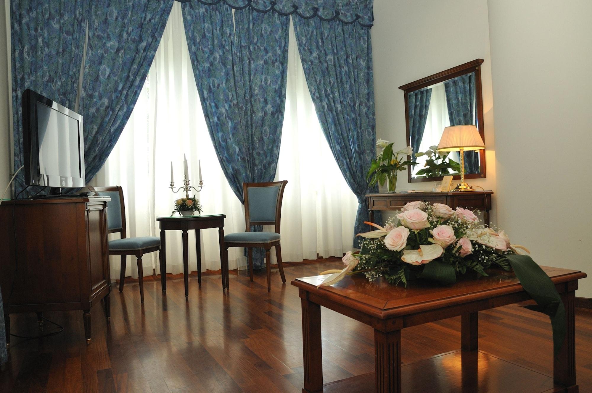 Villa Irlanda Grand Hotel Gaeta Esterno foto