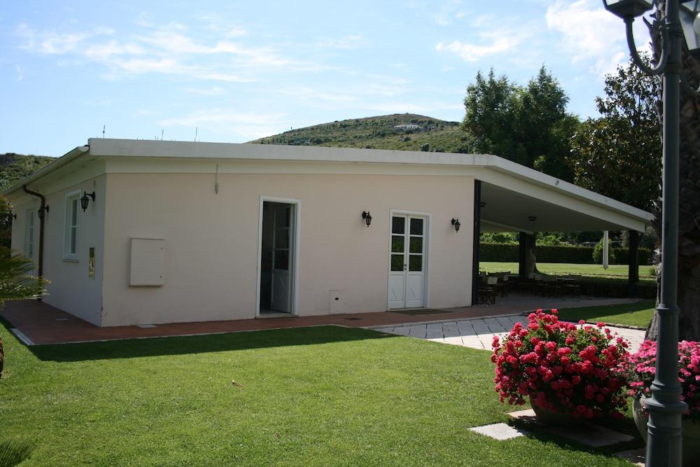 Villa Irlanda Grand Hotel Gaeta Esterno foto