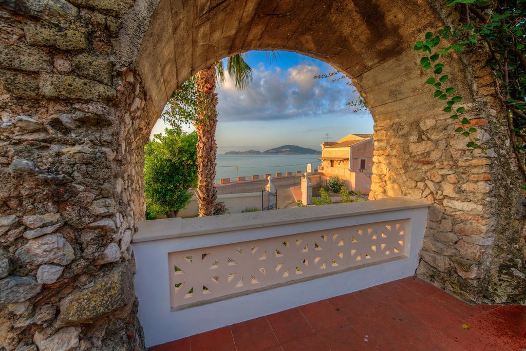 Villa Irlanda Grand Hotel Gaeta Esterno foto