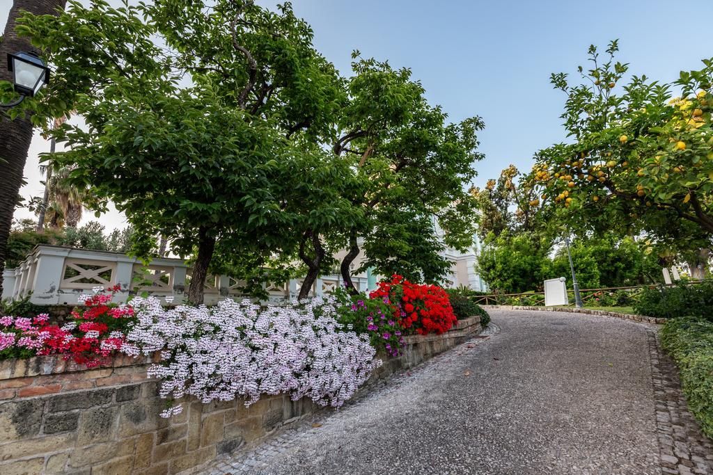 Villa Irlanda Grand Hotel Gaeta Esterno foto